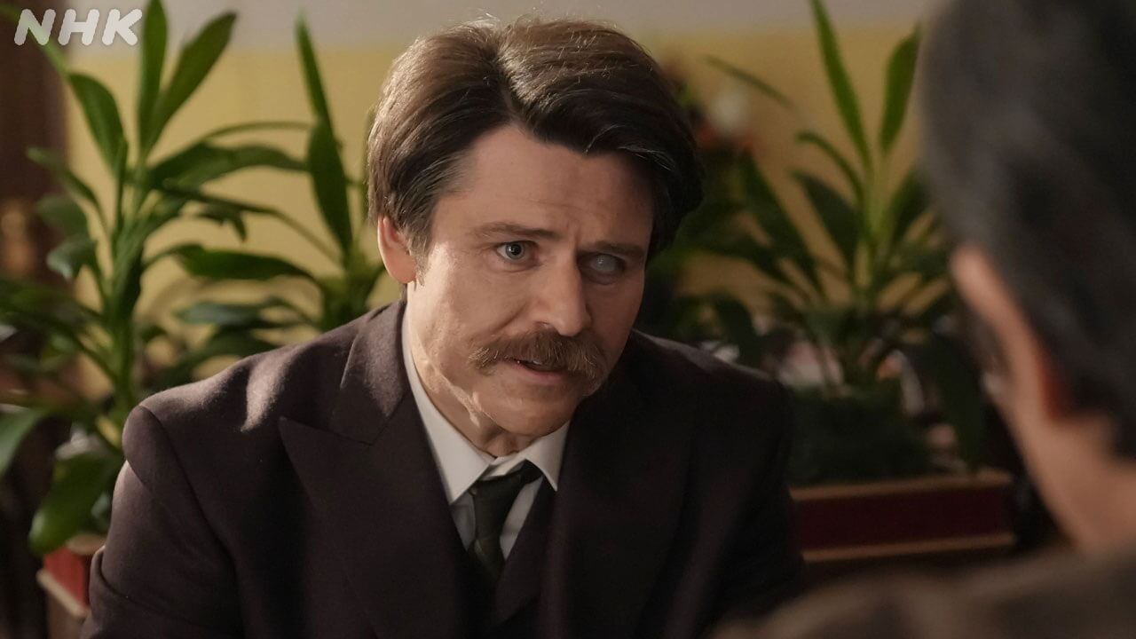 3/17(火)の「ばけばけ」ヘブン（トミー・バストウ）はミルクホールで何をしているのか？ 司之介（岡部たかし）はヘブンの様子に違和感を覚えていた