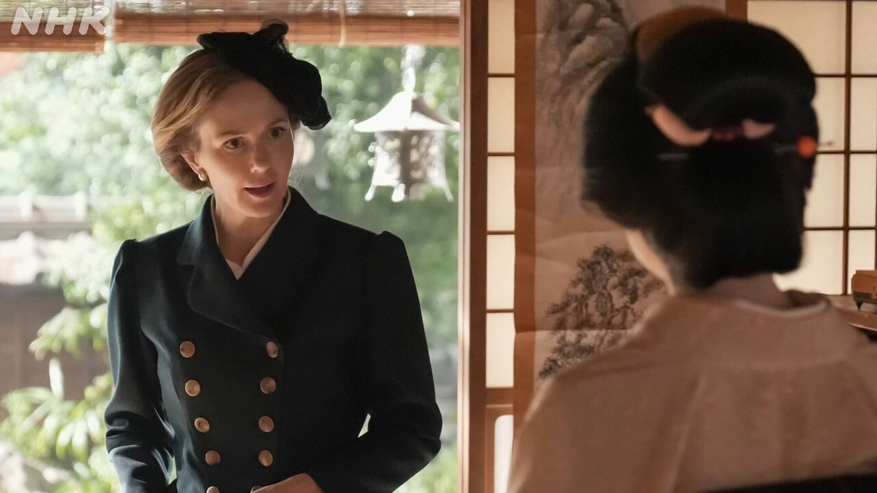 3/25(水)の「ばけばけ」ヘブン（トミー・バストウ）の死を知ったイライザ（シャーロット・ケイト・フォックス）が来日！ トキ（髙石あかり）に激しい怒りをぶつける