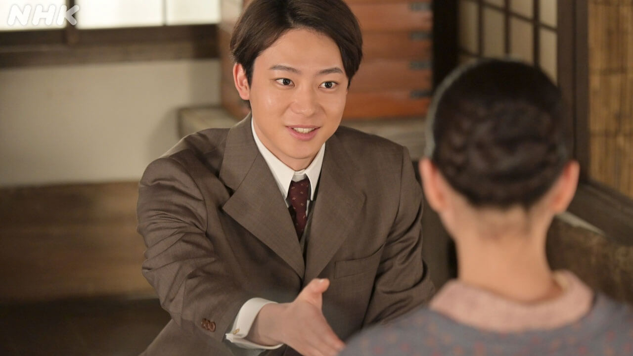 7/16(木)の「風、薫る」りん(見上愛)の前に、新聞記者の横沢(井上祐貴)が現れて……。一方、体調不良で倒れた文(内田慈)を直美(上坂樹里)が看護することに