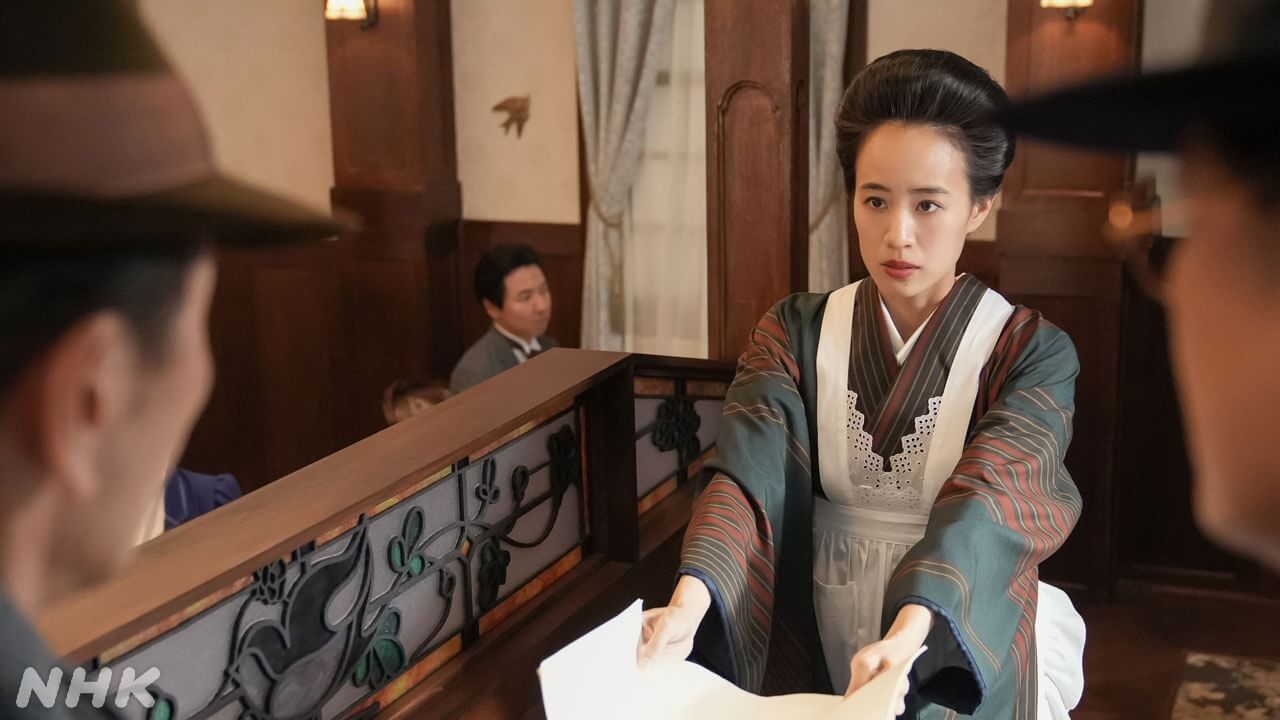10/29(木)の「ブラッサム」家事と仕事の合間を縫って小説を書き続けていた珠(石橋静河)。あるとき、珠は黒崎(遠藤憲一)に自作の短編小説を渡すが……